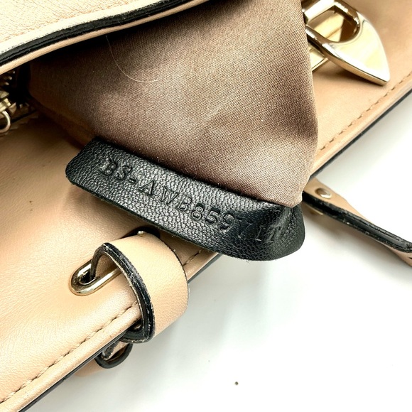 Valentino Garavani Beige Rockstud Shoulder Bag #1090 - Picture 5 of 5